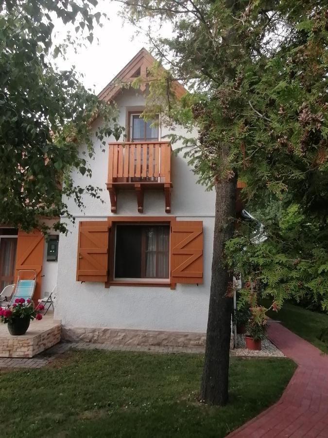 Tamas Batya Kunyhoja Διαμέρισμα Balatonmáriafürdő Εξωτερικό φωτογραφία